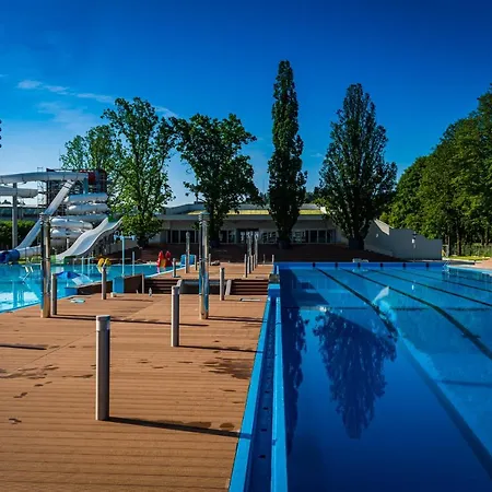 Na Urlop - Centrum - Przy Amfiteatrze - 500m Do Basenow Апартаменты