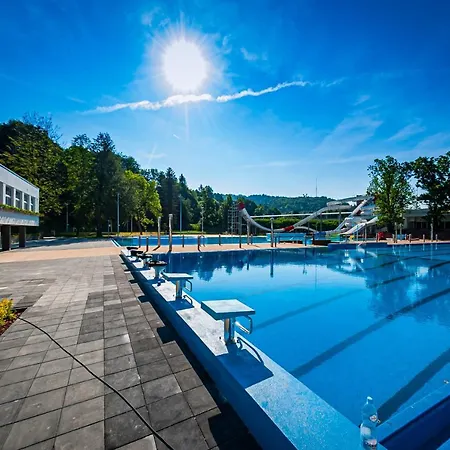 Апартаменты Na Urlop - Centrum - Przy Amfiteatrze - 500m Do Basenow *