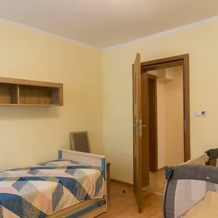 Na Urlop - Centrum - Przy Amfiteatrze - 500m Do Basenow