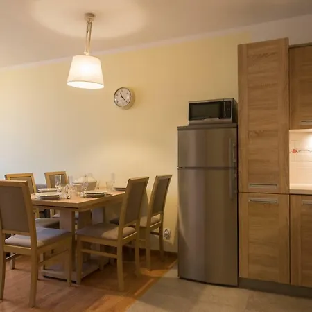 Lejlighed Na Urlop - Centrum - Przy Amfiteatrze - 500m Do Basenow