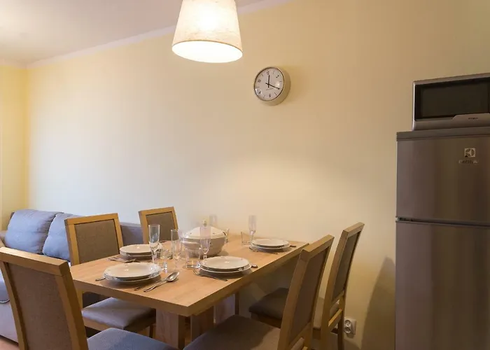 Na Urlop - Centrum - Przy Amfiteatrze - 500m Do Basenow *